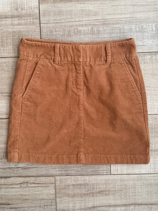 Vineyard Vines Dresses & Skirts - Vineyard Vines Camel Corduroy Mini Skirt 0 Retro 2018 Preppy Neutral